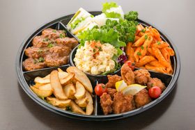 レギュラーパーティープレートＢ（カトラリー５セット）